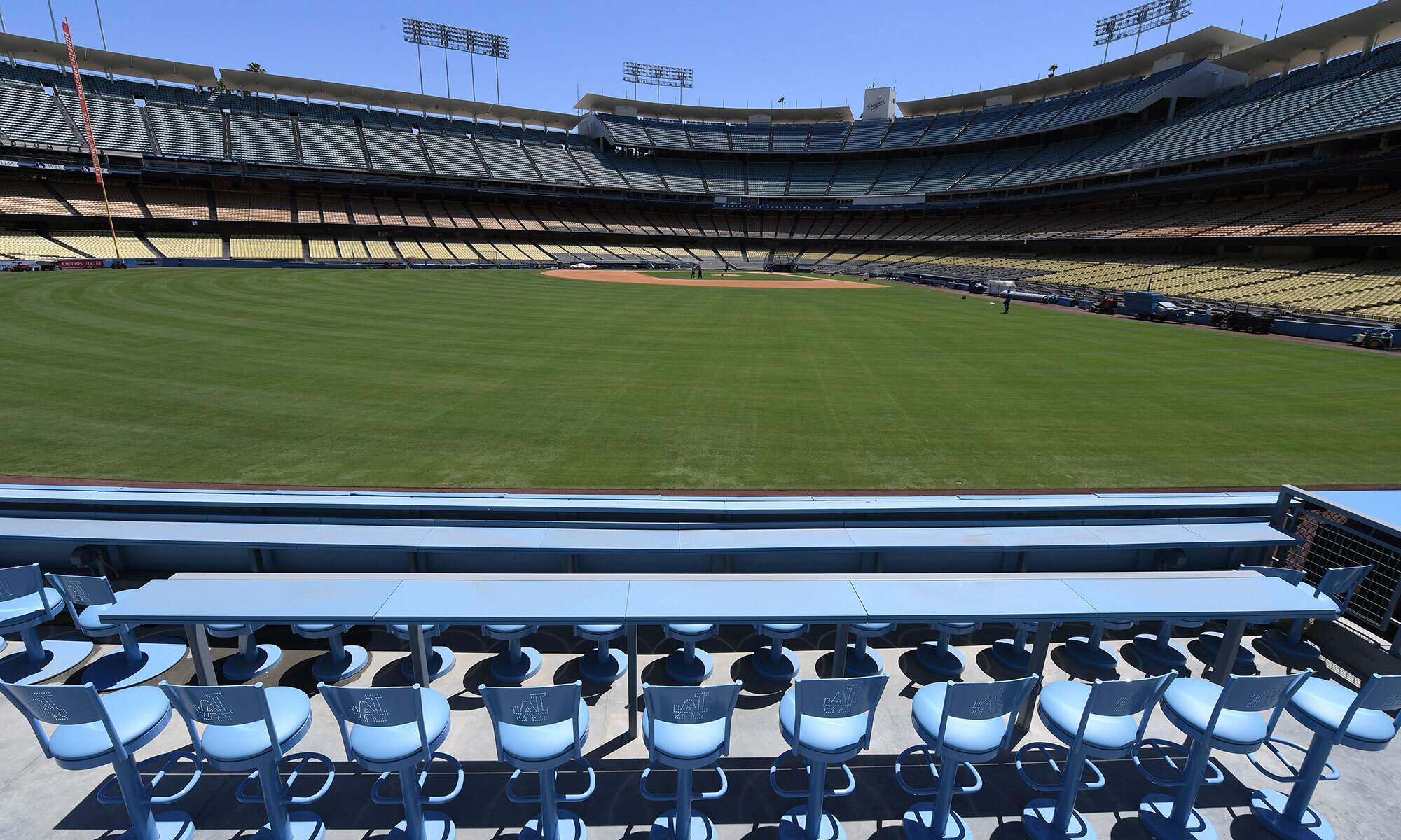 home run seats dodger stadium